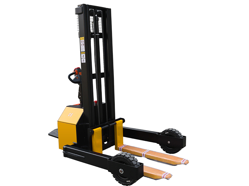 DGXC15-30戶外專(zhuān)用電動(dòng)堆高車(chē)